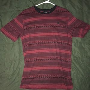 maroon tee shirt